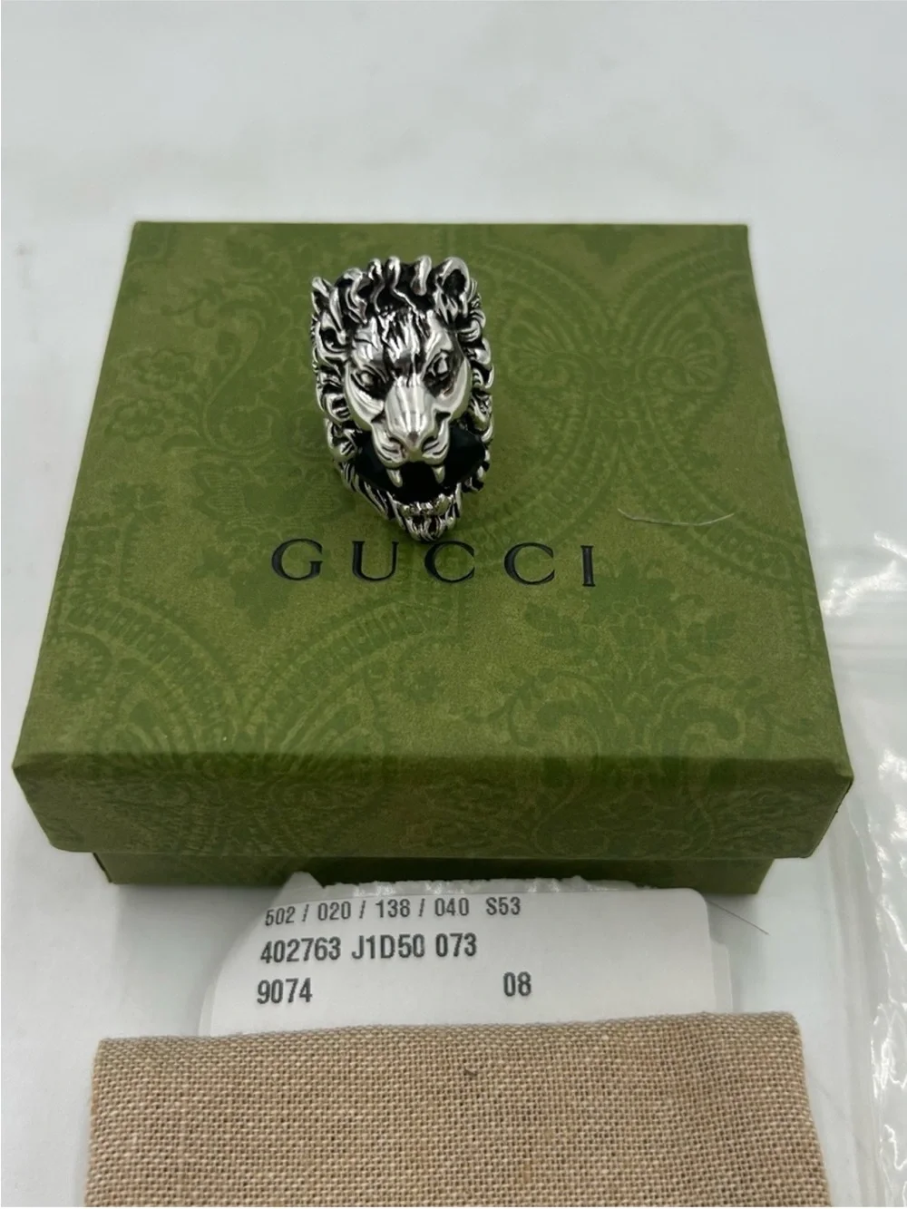 Unisex, Gucci, Lionhead, silver metal motif ring size 4 black Crystal made Italy